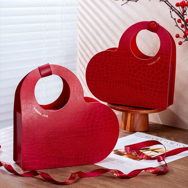 Gift Box Valentine'S Day Heart-Shaped Gift Box Portable Wedding Souvenir Packaging Box Gift Box