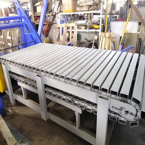 China Automatic American Wooden Pallet Nailing Machine