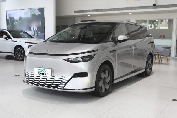 Brand New Xpeng x9 electric car 4wd high-performance MAX versions Xpeng x9 MPV New electric vehicle