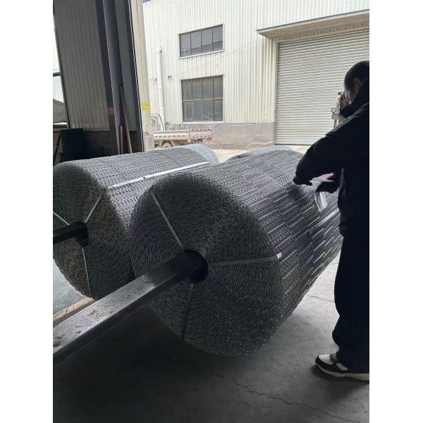 Six Rolls Per Bundle Pipeline Reinforced Mesh For Pipeline Protection