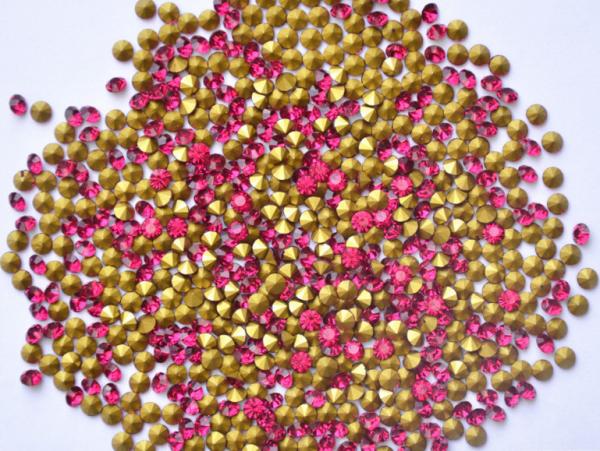 Jewelry pendant  China supplier ,charming  faker , stones fake crystal for  lapel pin / medal / badgesjewelry