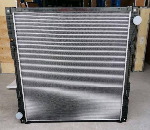 Aluminum Plastic Scania Heavy Truck Radiator Water Tank 1776026