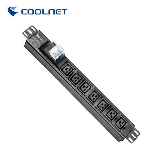 Basic Series PDU Power Distribution Unit with 220VAC 250VAC 380VAC Output for IT Devices