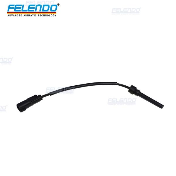 LR000930 Car Radiator And Condenser Coolant Level Sensor For LR RR