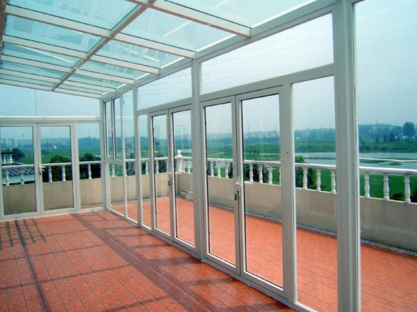 0.55mm espessura liga3105 H24 24 Gauge bobina de alumínio pré-pintado com PVDF pintura para cobertura de pátio