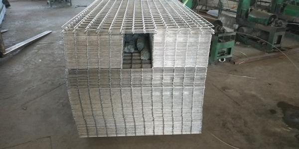 PVC Coated Welded Mesh Gabions 50mmx50mm 4mm Wire Diameter