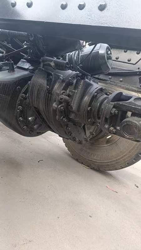 Использованный SHACMAN F3000 8X4 6X4 тяжелый грузовик 12 шины 400 л.с.