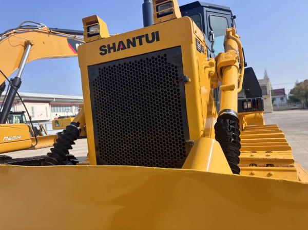 Bulldozers SD22, machines de marque chinoise à vendre.