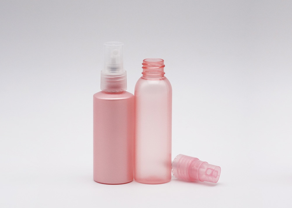 Бутылка прозрачной пластмассы с любимцем насоса 60ml 100ml брызг