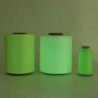 OEM 450D Glow Dark Yarn Glow Yarn d'hiver Temps de brillance de 8 heures