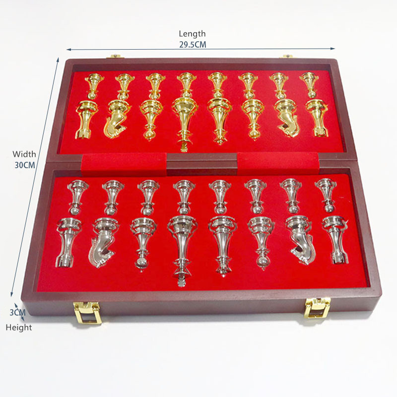 Portable Foldable Chess Set with Customized Logo and Zinc-Alloy Material Chessboard