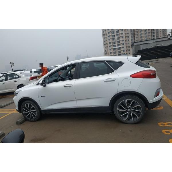 Electric Car With Low Speed Electric Car Equipped With 52KWH Motor