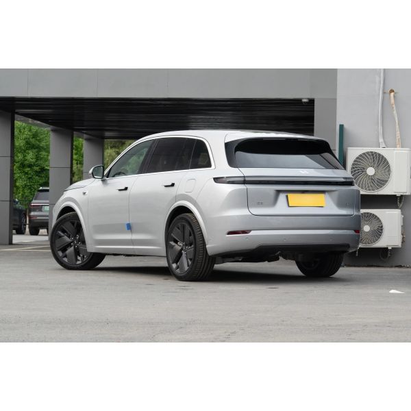 2026 Li Auto L7 Flagship Luxury 5-Seater SUV REEV AWD Dual Motor Air Suspension Fast Charging Smart Cabin L2+ ADAS Family SUV for Global Export