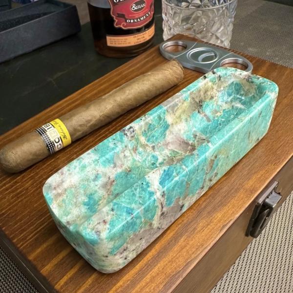 Brazil Green Stone Ashtray Stone Cigar Ashtray Artistic Heat Resistant