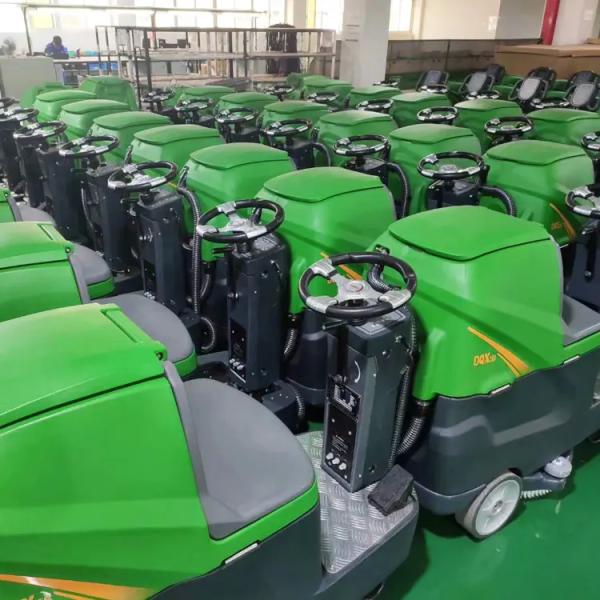 DQX56A CE Certified Ride-on Floor Scrubber with 56cm Cleaning Width for office workshop supermarket