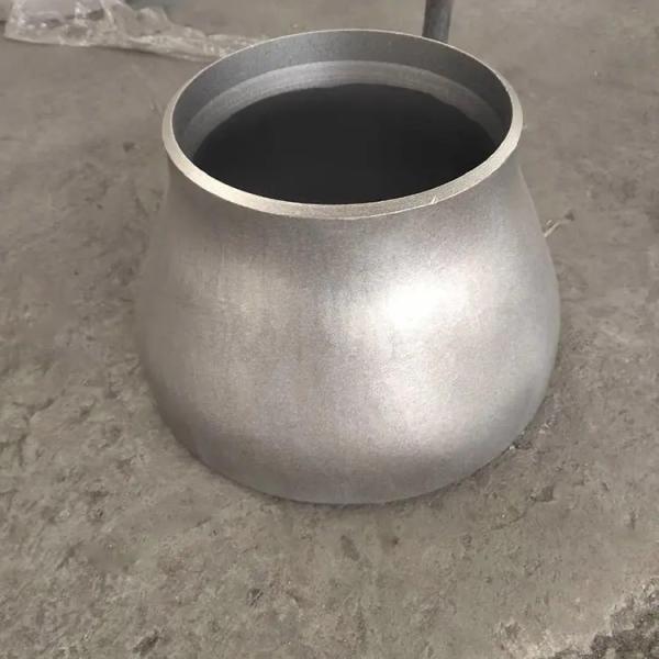 Acessórios para tubos metálicos de aço carbono DN15