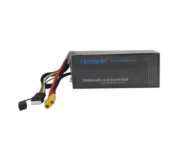 Aqui está um UAV de 30000mAh com bateria 6S1P 22,8V