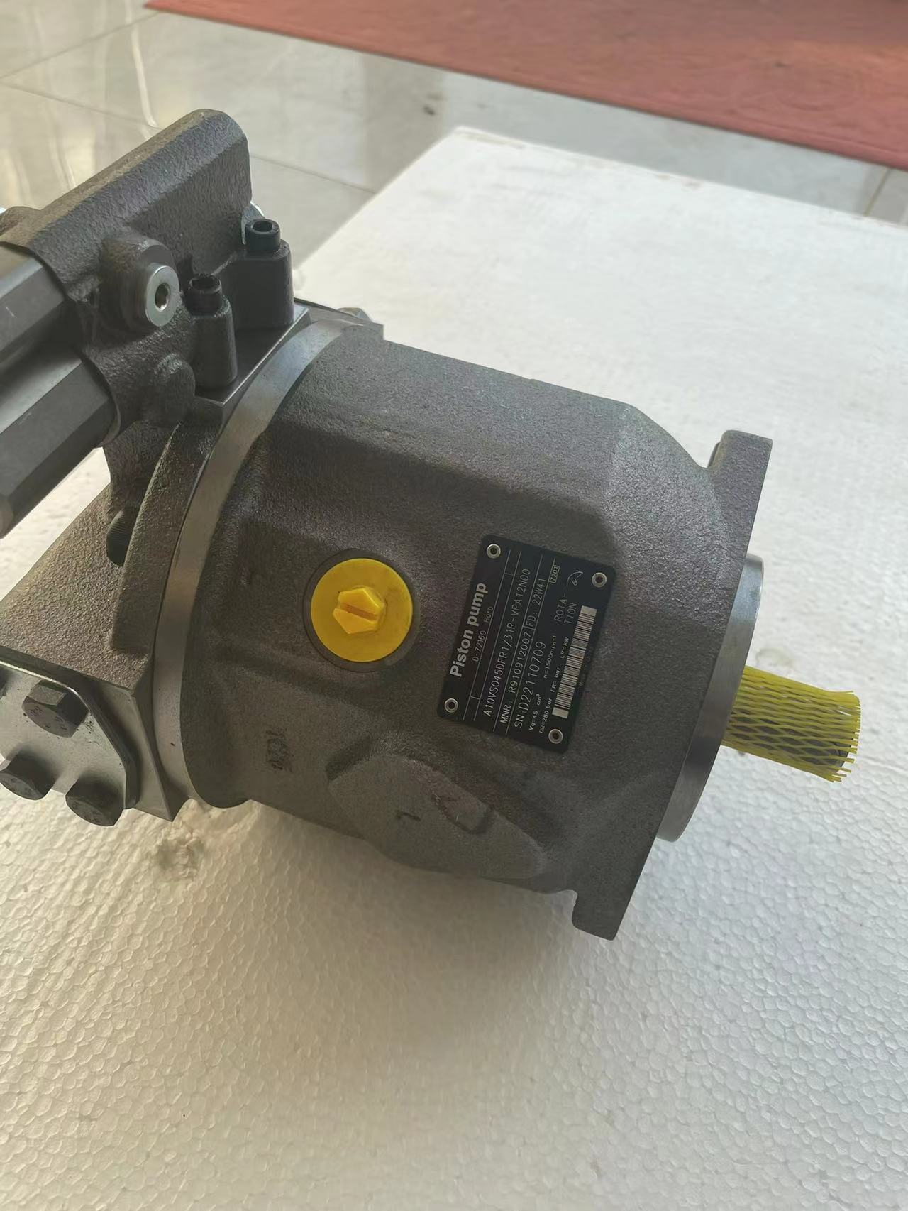 Rexroth A4VSO45 Swash Plate Piston Pump - Steel Iron and Copper Hydraulic Main Pump with Half Year Warranty and Standard Design
