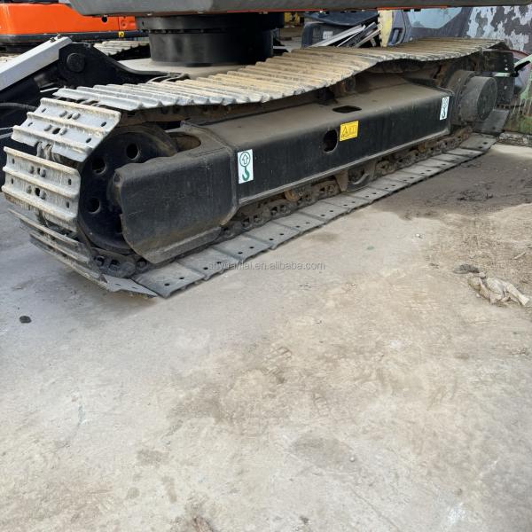 Excaver 6 tonnes de durable hydraulique à pistes Hitachi 65 excavateur d'occasion, avec un prix bas et de bonnes performances de creusement