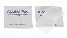 Non - Woven 70% Isopropyl Alcohol Cleaning Wipes 65x30mm / 60x60mm For Skin Care