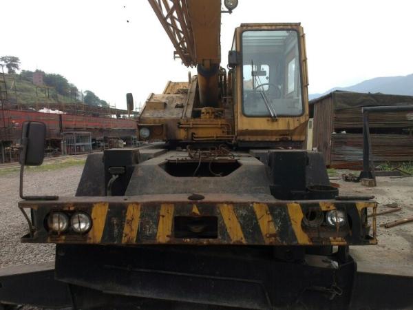 USED TADANO TR-180E 18t Rough terrain crane for sale original japan