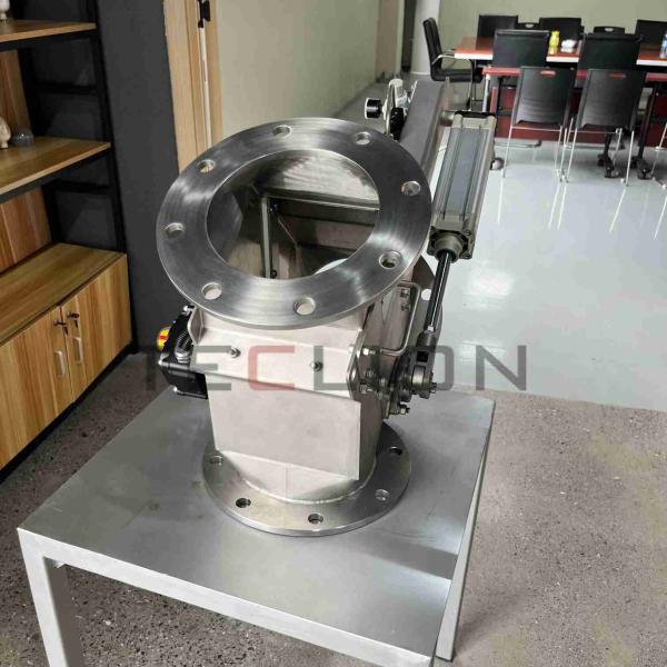 Une soupape directionnelle à plaque d'oscillation avec un angle de 60 ° adaptée au déchargement par gravité