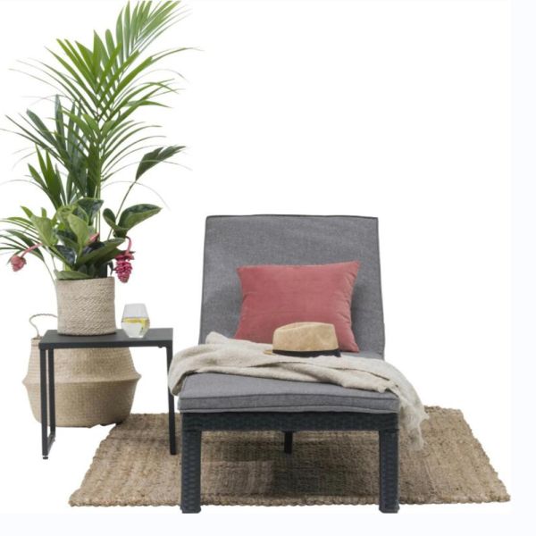 Outdoor Furniture Wicker Chaise Lounge Iron Frame Waterproof Fabric Rattan Sunbed Sun Loungers With Side Square Table