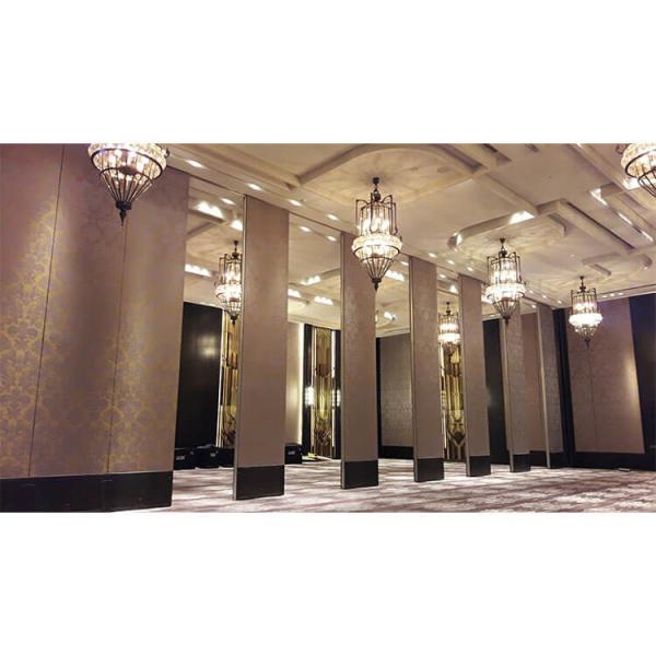 Panneaux de mur acoustiques mobiles cloisons coulissantes insonorisées optimiser les environnements de bureau et d'hôtel