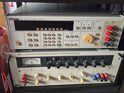 Advantest R6161 AC DC Variable Power Supply ±1200 V / 120 mA High Accuracy DC Voltage Current Calibrator