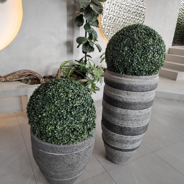 Tall Large Resin FRP Fiberglass Flower Pots Logo Customized