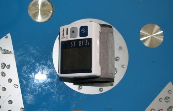 Hospital Portable Digital Blood Pressure Monitor For Wrist