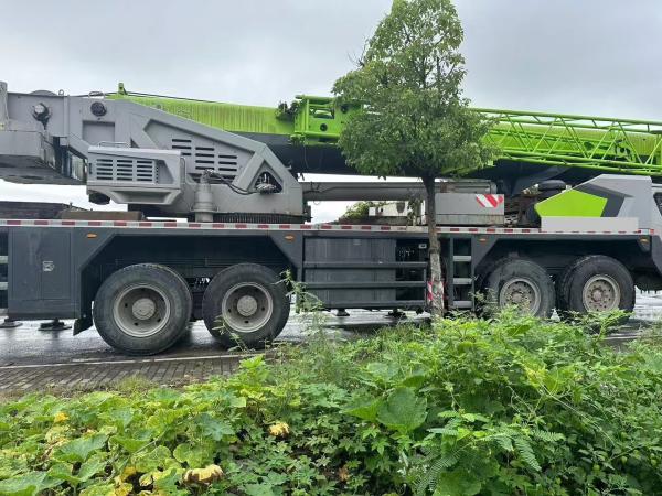 March 2021 Zoomlion 80 Ton Crane Counterweight 20T Boom 51M ZTC800E552