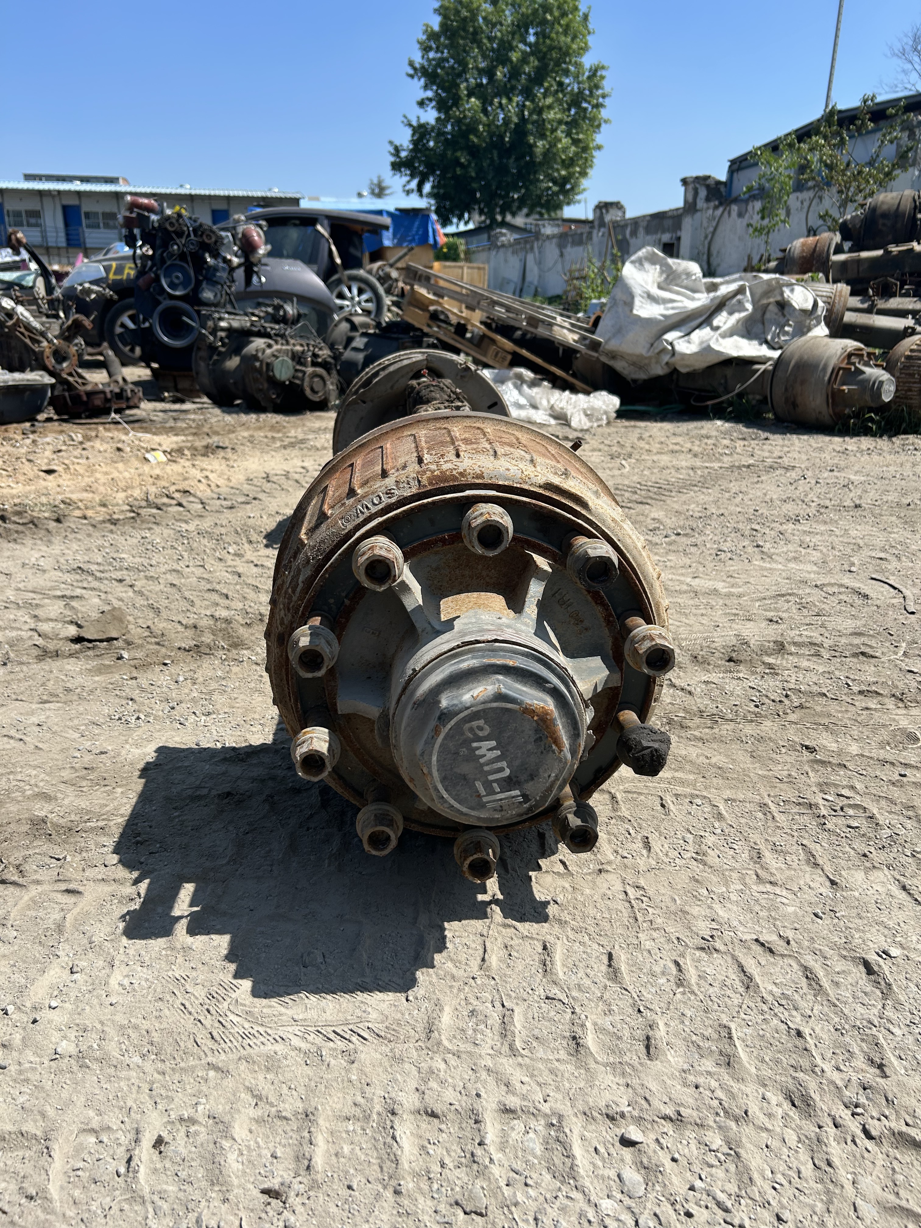 Used FUWA Heavy-Duty Rear Axle Assembly with 13Ton Load Capacity Precision Forged Hypoid Gear and Multiple Speed Ratios