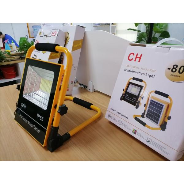 6000K CCT Multifunctional Solar Rechargeable LED Flood Light for Outdoor Work IP65/67