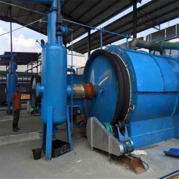 8 ton Per Day Small Scrap Tyres Recycling To Fuel Oil Production Equipment