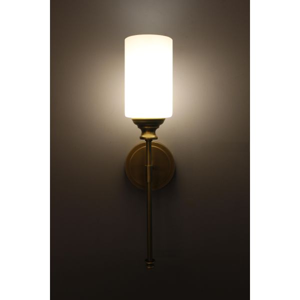 Modern Design Brass Wall Lamp with 3500K Warm White Light for Living Room Decoration