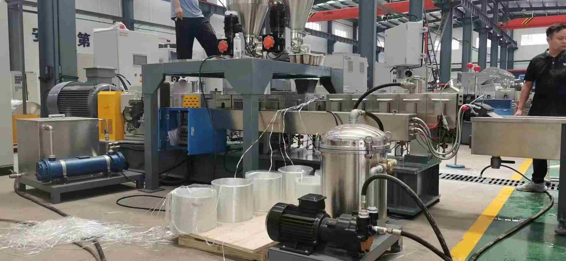 Линия машина HDPE CE пластиковая повторно используя гранулятора 160Kw ненужная пластиковая