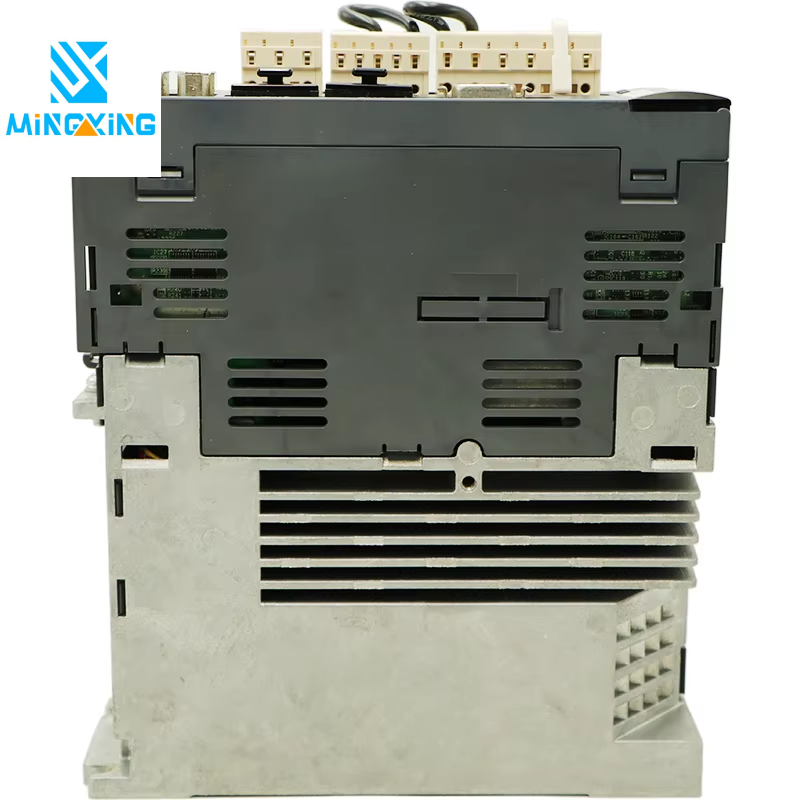 MDS-D-SVJ3-03NA MDS-D-SVJ3-04NA MDS-D-SVJ3-06NA Mitsubishi Inverter Drive FREQROL-Series