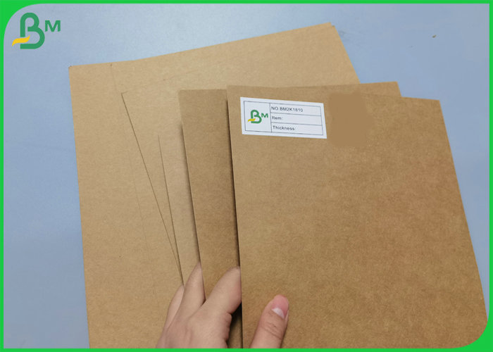 Хороший paperboard Kraft девственницы цвета Брауна прочности на растяжение для роскошной упаковывая сумки Хороший paperboard Kraft девственницы цвета Брауна прочности на растяжение для роскошной упаковывая сумки