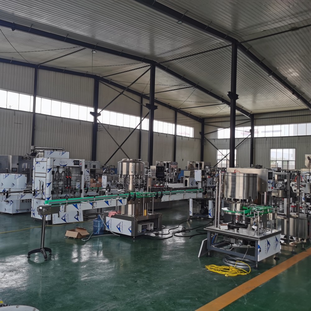 Plastic Bottle Automatic Capping Sealing Machine for Pet Cap Screwing With Conveyor