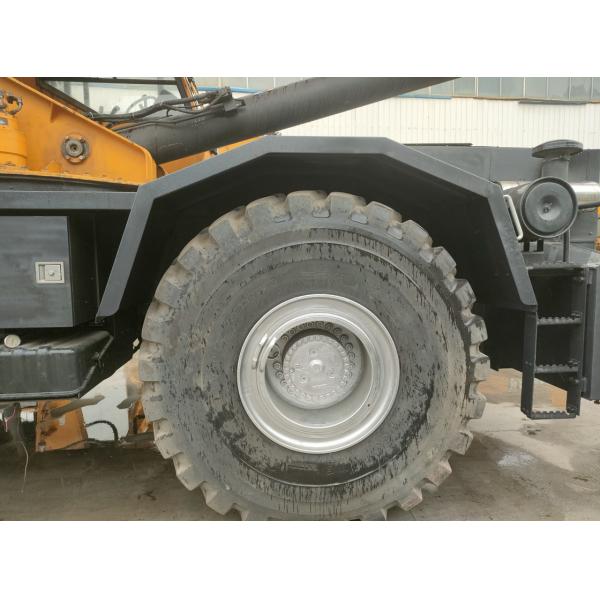 кран используемый пересеченной местностью тележки 55t STC550T с главной поднимаясь емкостью