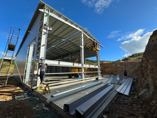Hot Dip Galvanized Metal Construction Building Q355b Q235b Steel Prefabricated Warehouse