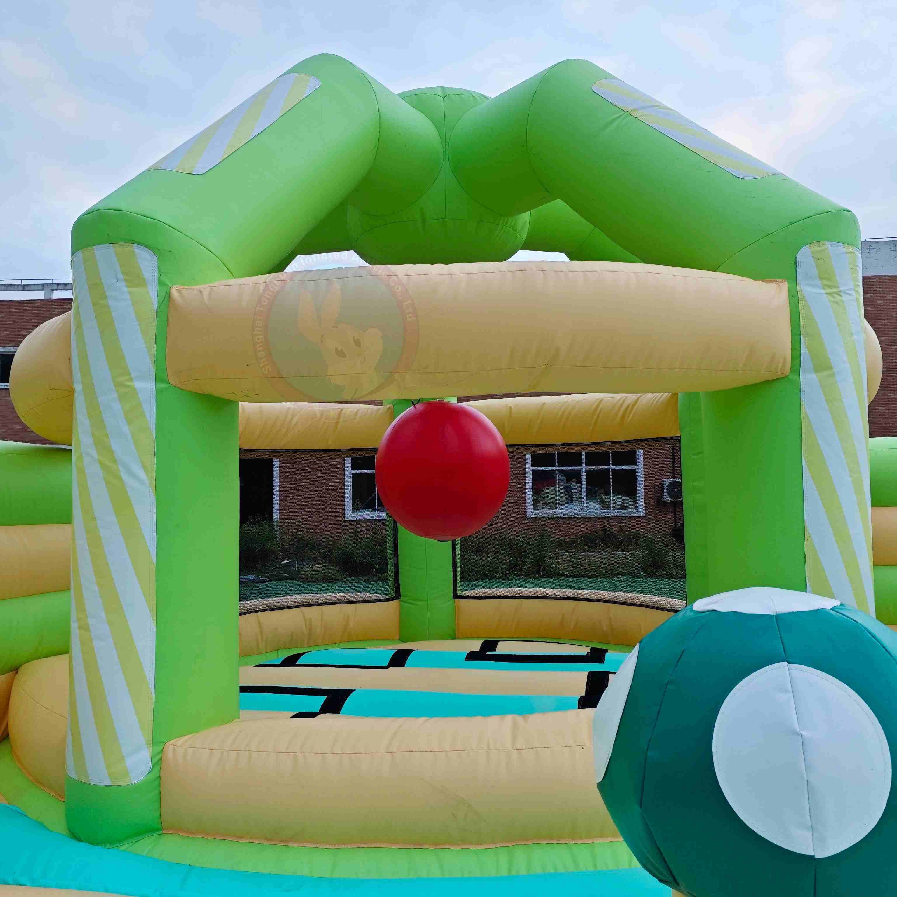 Giant Inflatable Water Park Colorful Obstacle Course Amusement Park 35+ Person Capacity PVC Material Customizable Size