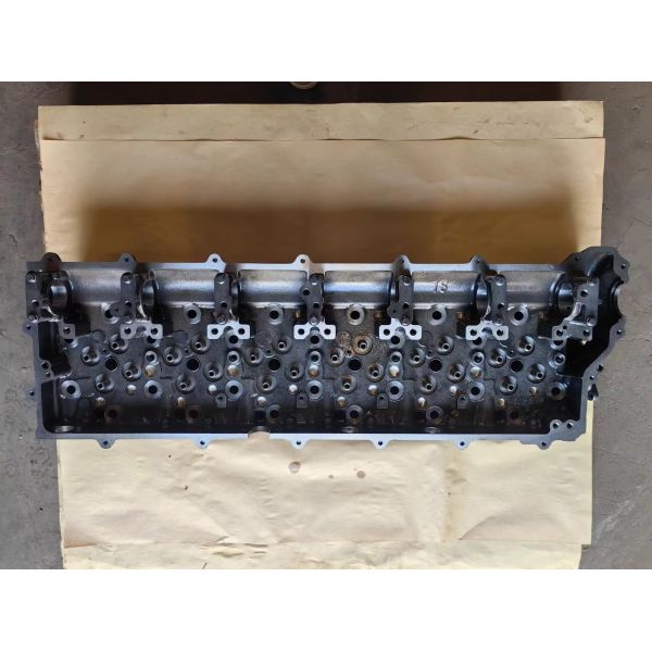 Hino E13C Cylinder Head Assembly With Valves Truck Engine Parts