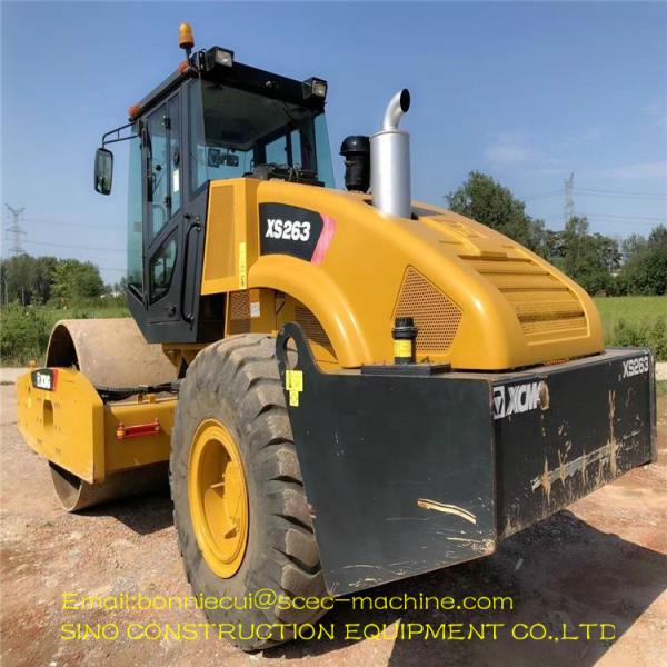 Estoque vibratório dobro do rolo de estrada da construção da movimentação grande e afastamento XS395