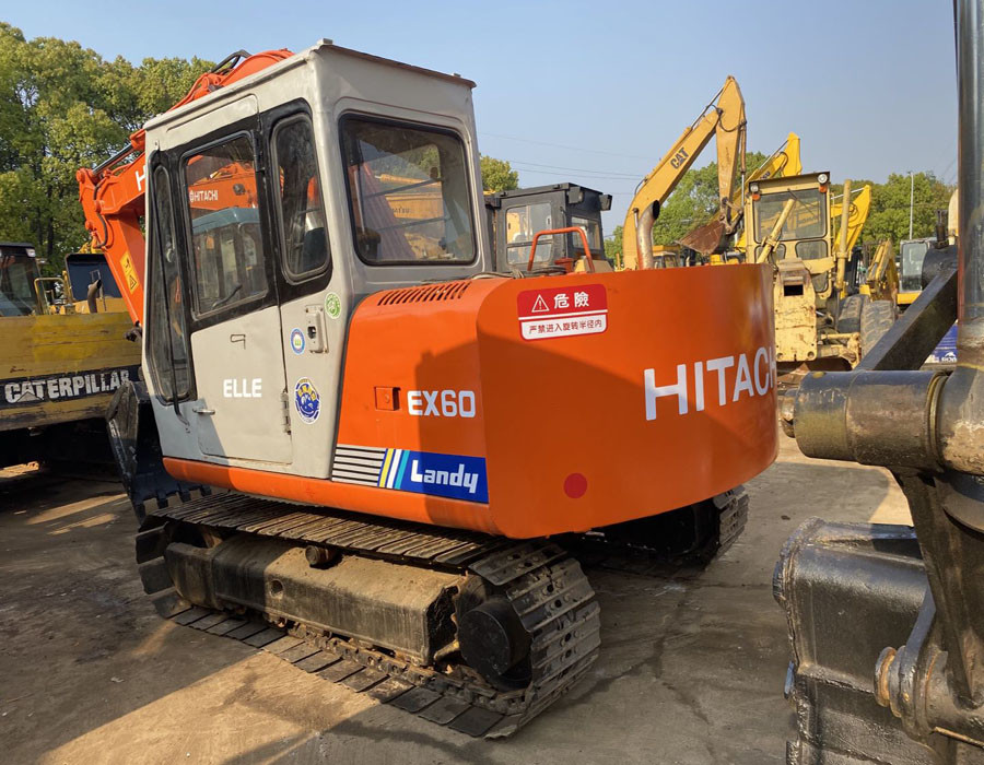 Экскаватор ведра 0.3m3 EX60 6T 5.5km/H подержанный Хитачи