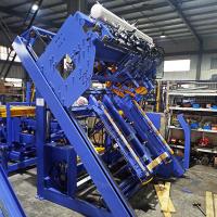 A pálete de madeira contínua europeia dos grandes tamanhos derrapa pregando a máquina do conjunto