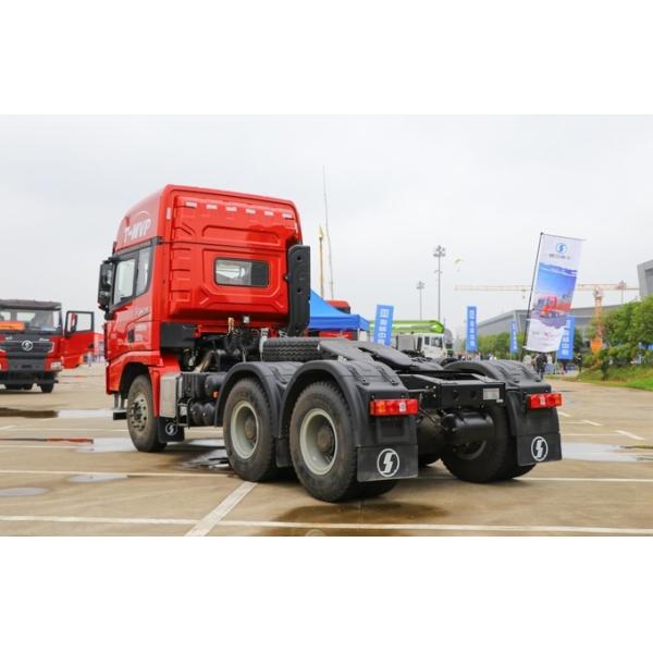 Poids brut du véhicule 25000 kg Shacman X3000 4x2 6x4 camions tracteurs pour le segment des camions lourds
