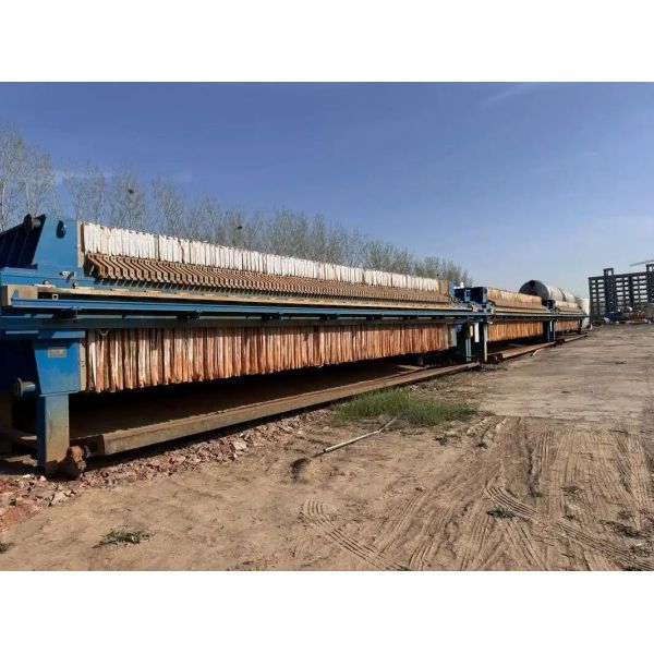 Grande presse-filtre à cylindre d'huile mobile avec déplacement automatique de la toile filtrante