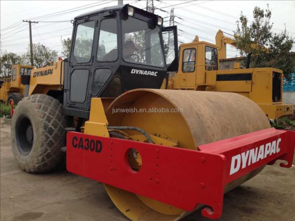 Used Dynapac CA30D Road Roller Compactor Machine with 30% Grade Ability and Affordable